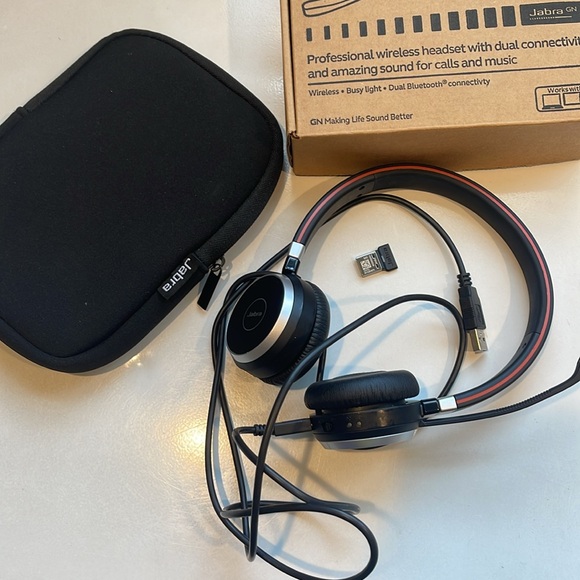 Jabra Evolve 65 gently used - Picture 6 of 6